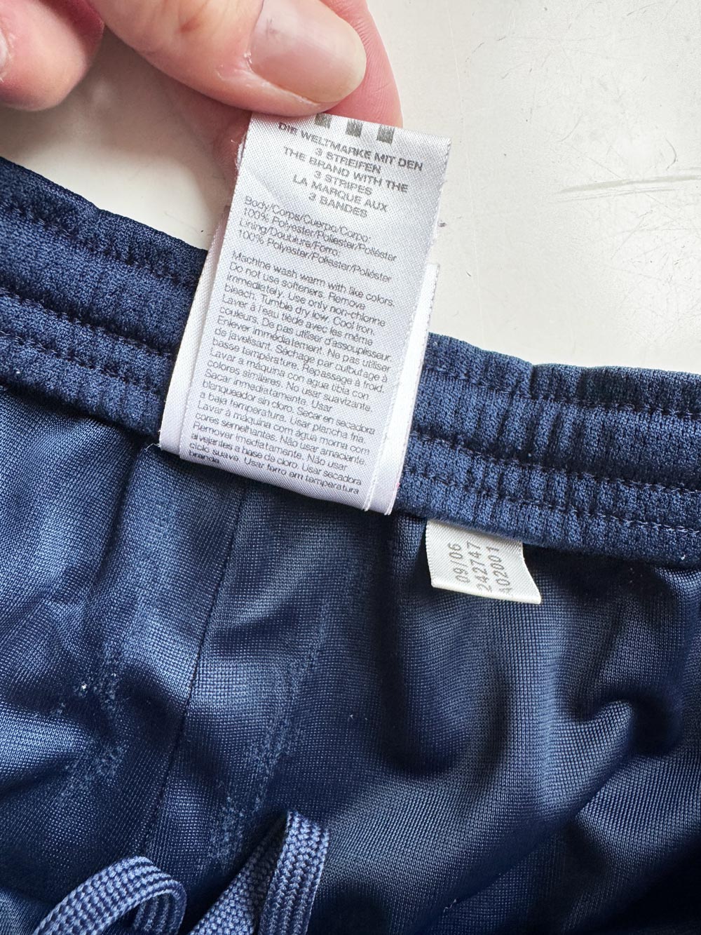 vintage 00s adidas three stripes sporty prep athletic shorts