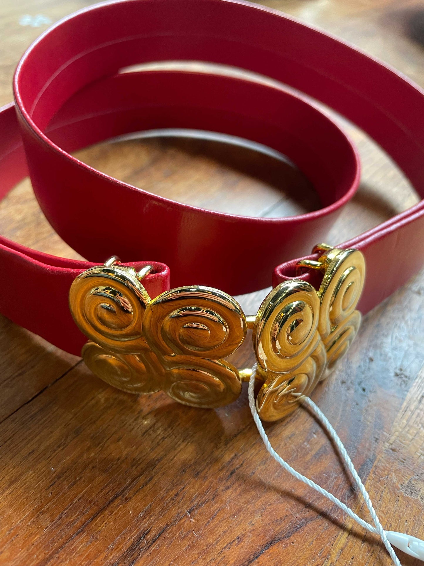 vintage 80s swirl clasp adustable belt