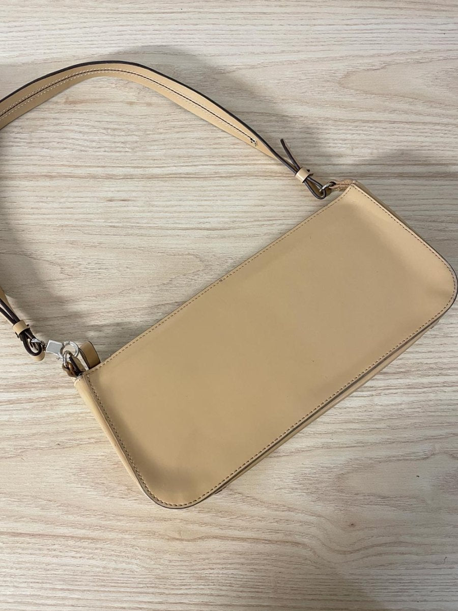 y2k elle faux leather structured shoulder bag - good market thrift store