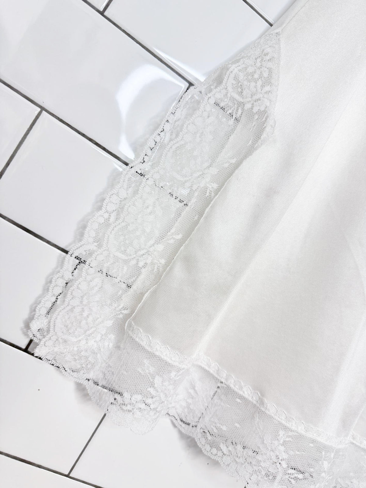 vintage melody lingerie lace trim sateen knee-length slip skirt | made in USA