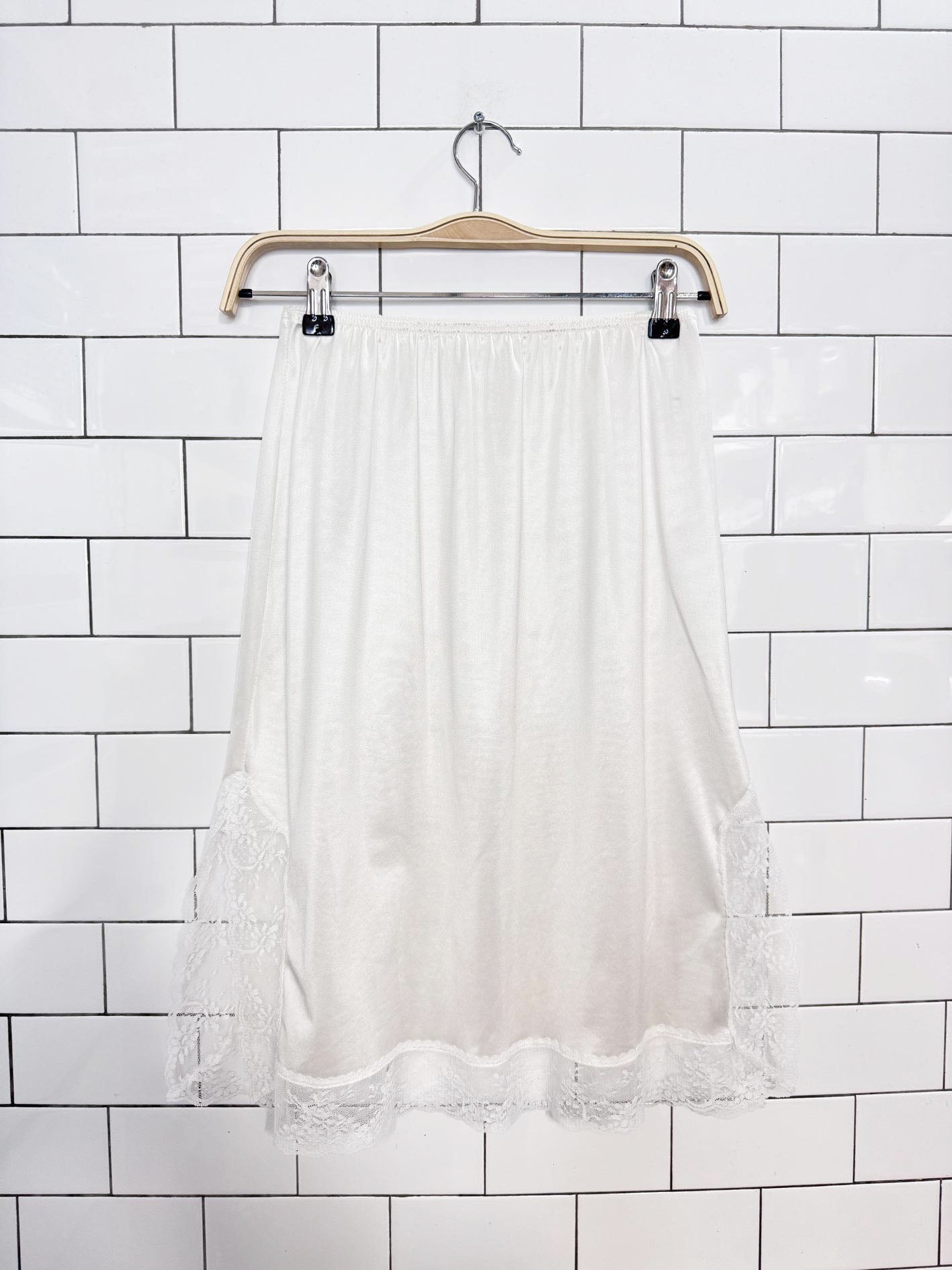 vintage melody lingerie lace trim sateen knee-length slip skirt | made in USA
