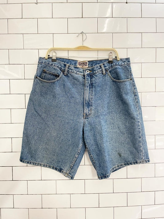 vintage 00s nevada long denim shorts - good market thrift store