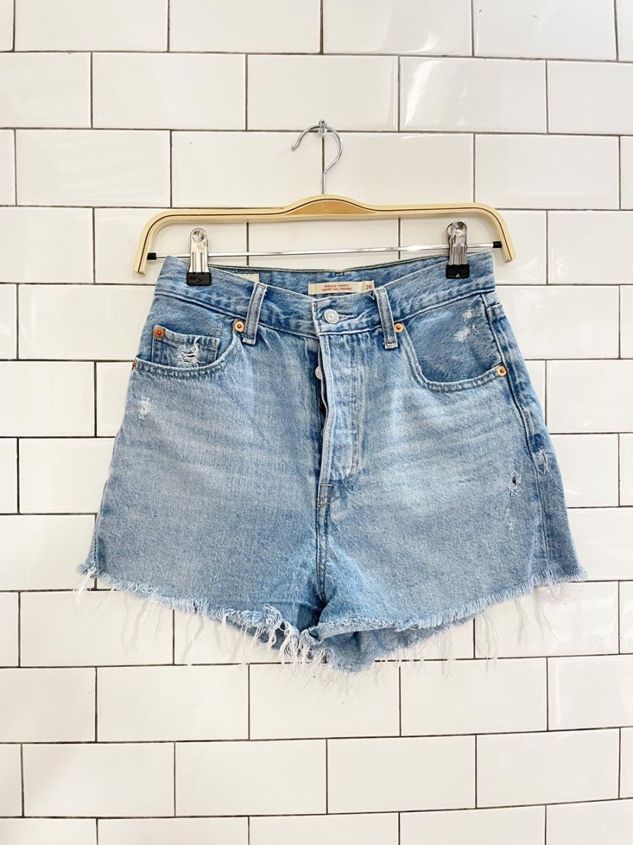 levi's ribcage cut off denim shorts - good market thrift store