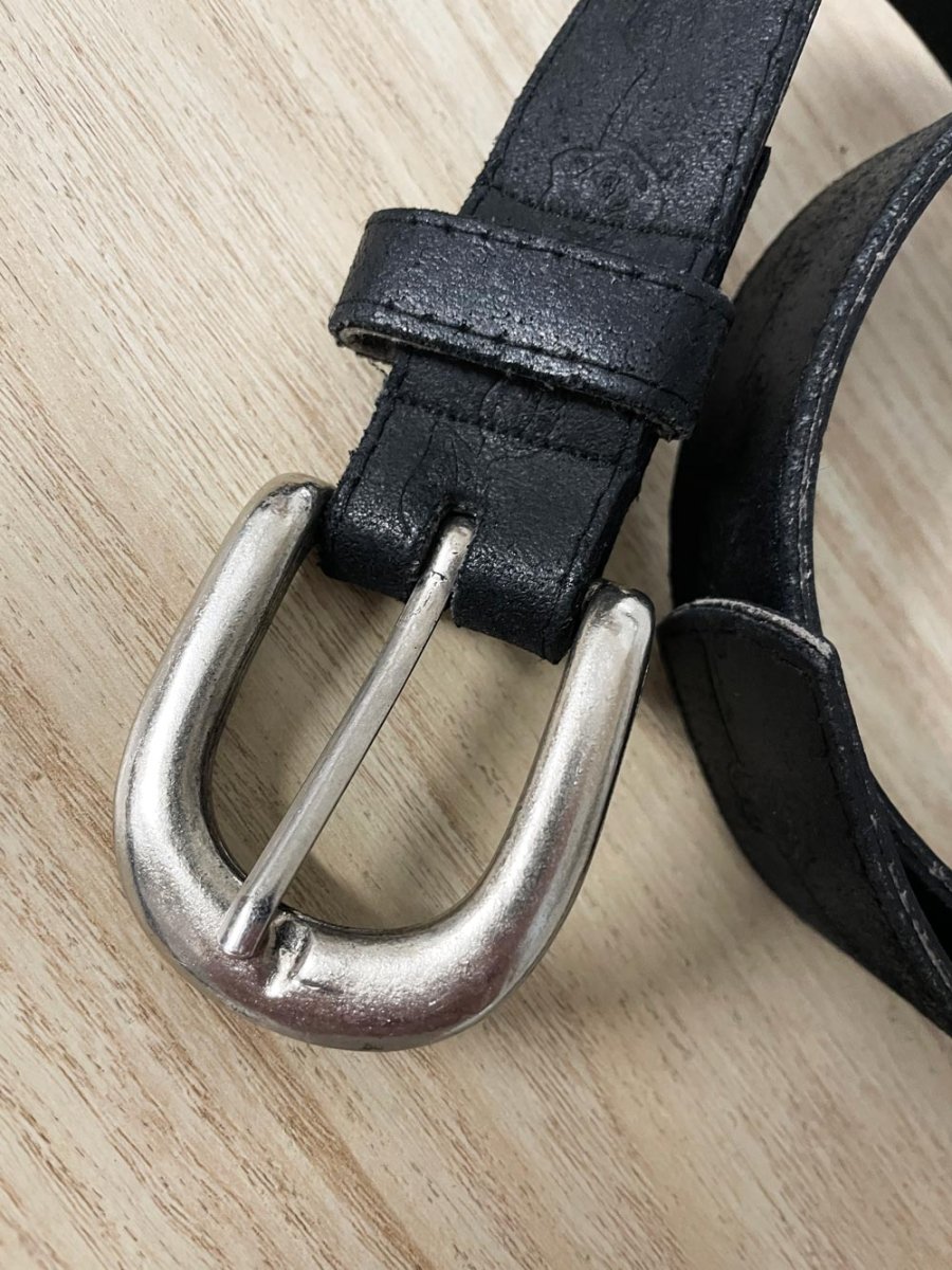 vintage 00s smart set embossed rose + vine leather belt - good market thrift store