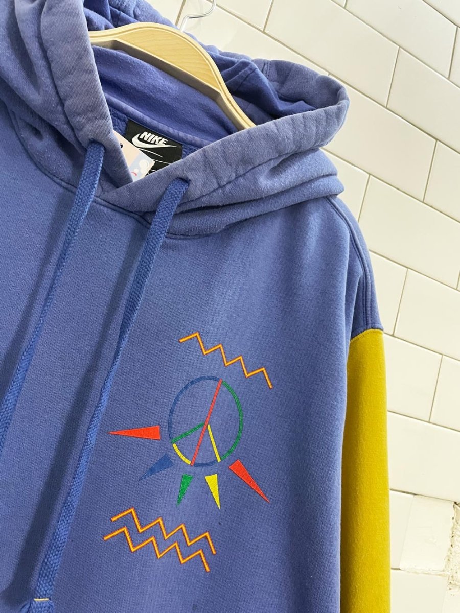 nike retro '90s' colorblock peace hoodie - good market thrift store