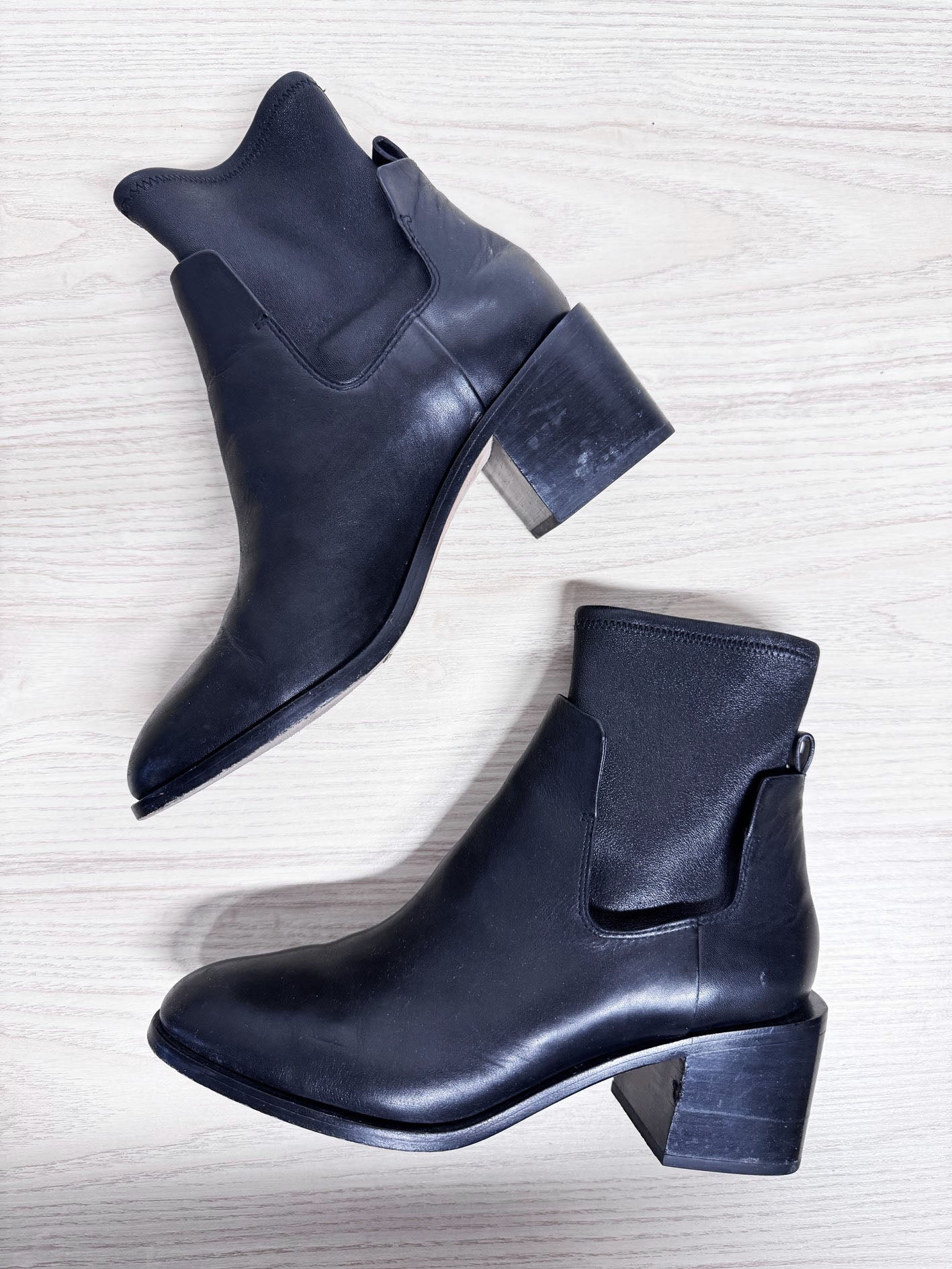 pour la victoire lambskin leather sock boot | low heel