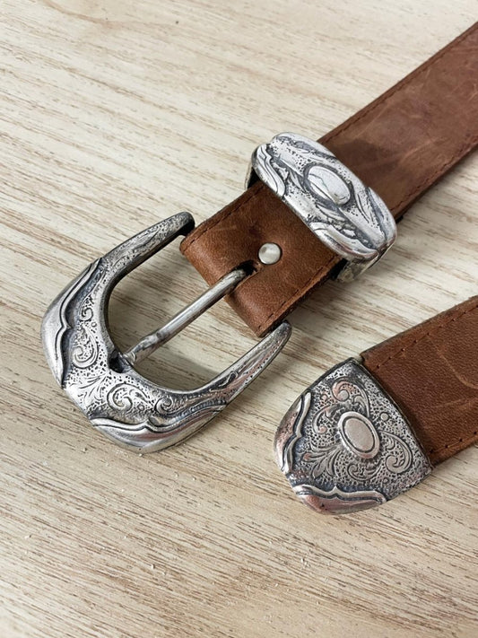 vintage western leather belt w silver buckle + tip - good market thrift store