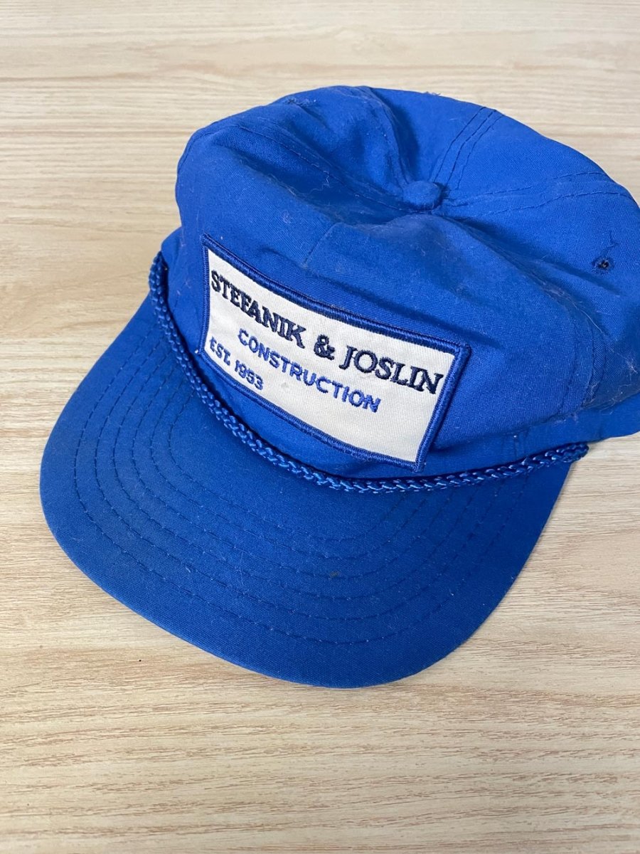 vintage construction trucker hat - good market thrift store