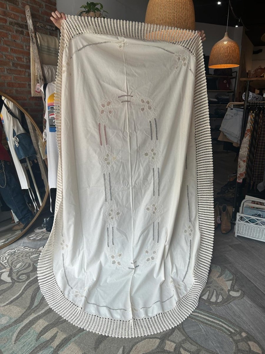 vintage embroidered eyelet linen tablecloth - good market thrift store