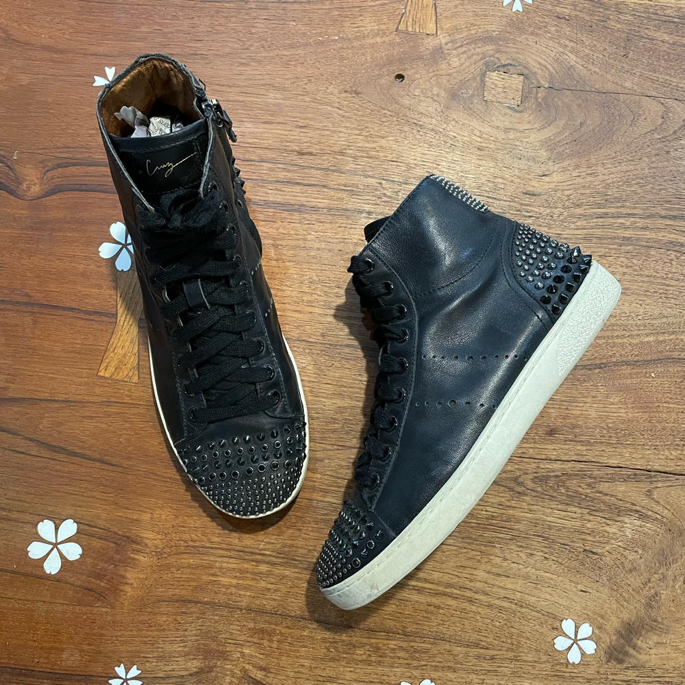 lola craig leather high top studded sneakers - size 39