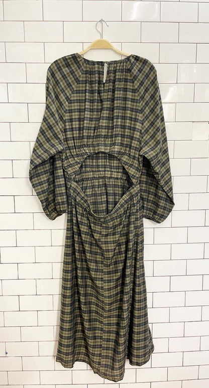 h&m open back plaid balloon sleeve midi dress - good market thrift store
