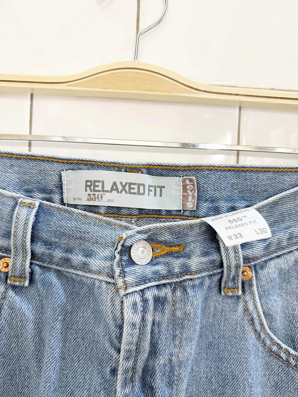 vintage 00s levi's 550 relaxed fit jeans