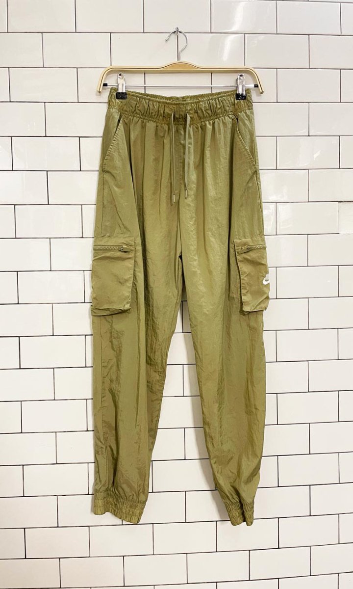 nike nylon cargo pant jogger - good market thrift store
