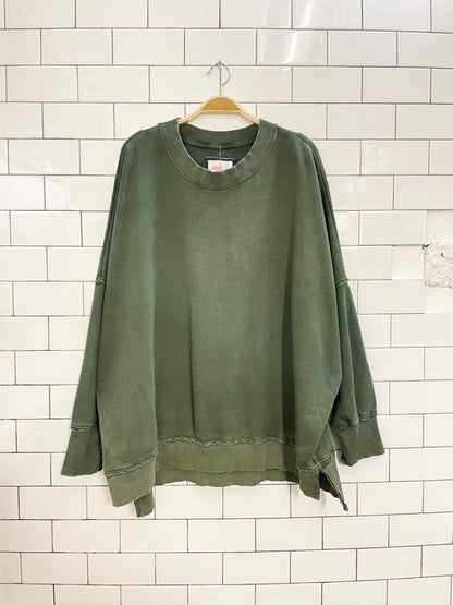 aerie big hug oversized crew - good market thrift store