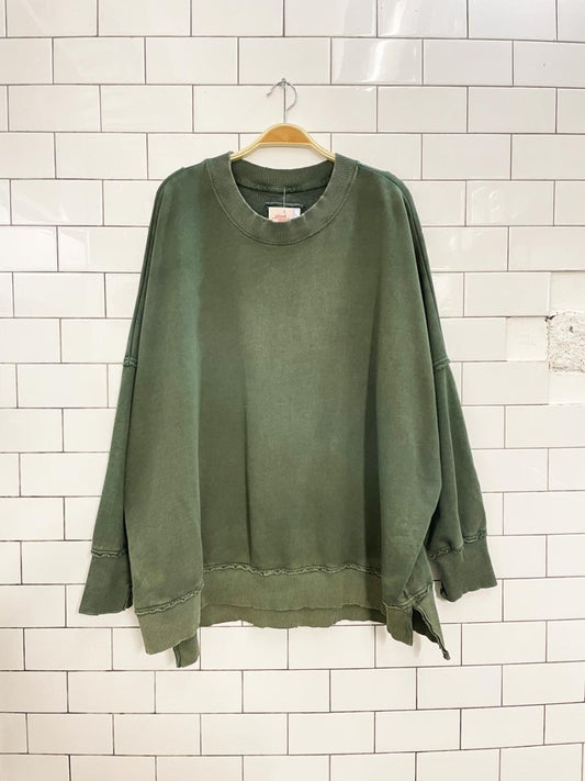 aerie big hug oversized crew - good market thrift store