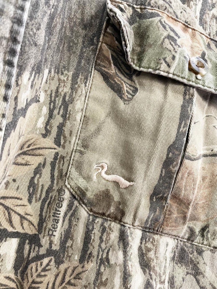 realtree distressed camo shirt - good market thrift store
