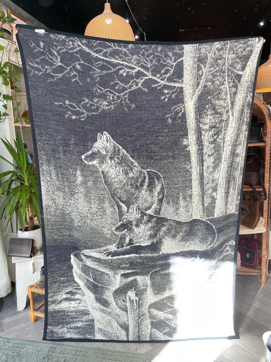 vintage biederlack made in USA wolf camp blanket - good market thrift store