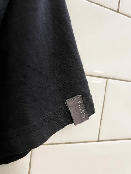 arc'teryx graphic tee - good market thrift store