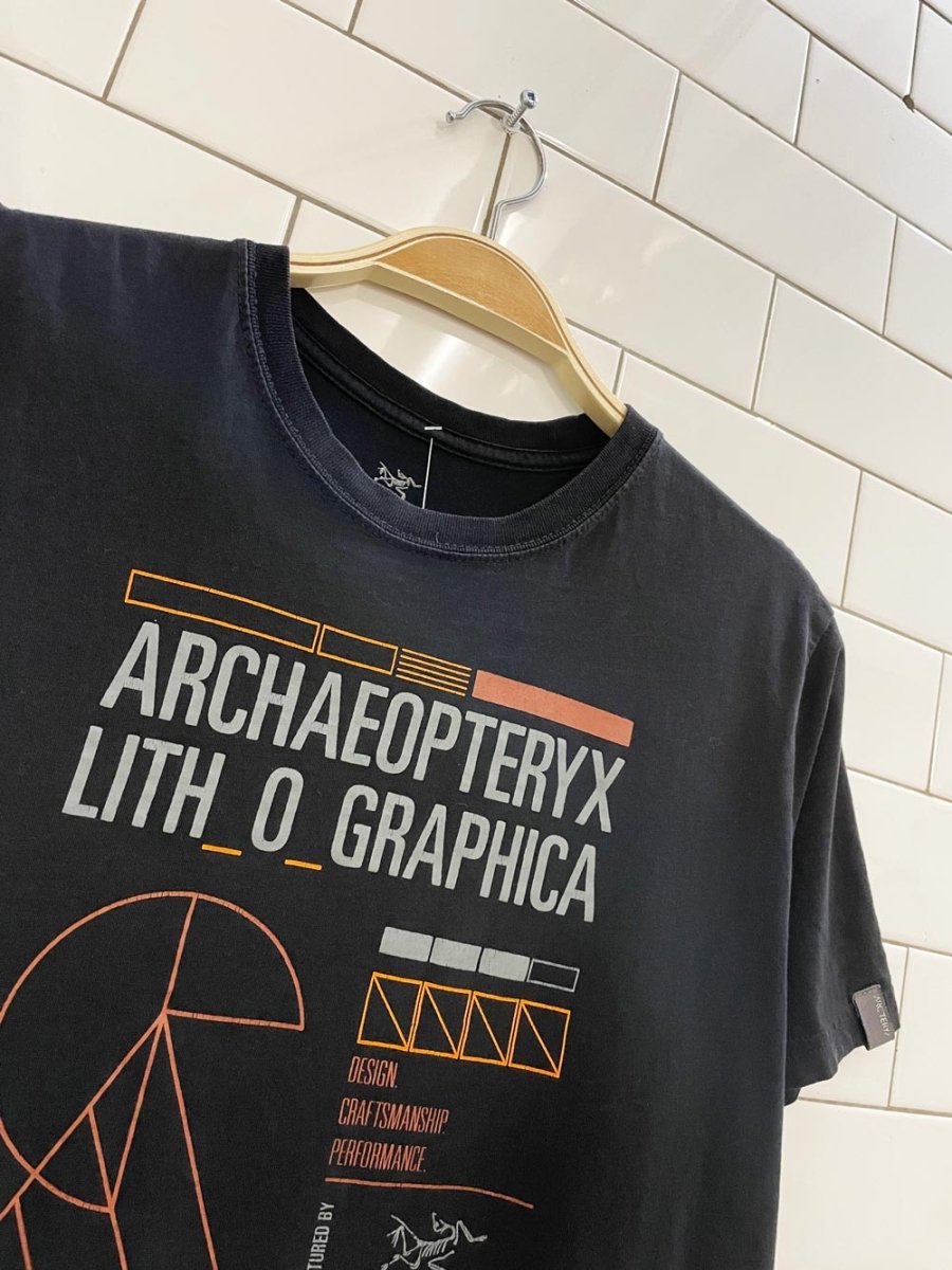 arc'teryx graphic tee - good market thrift store
