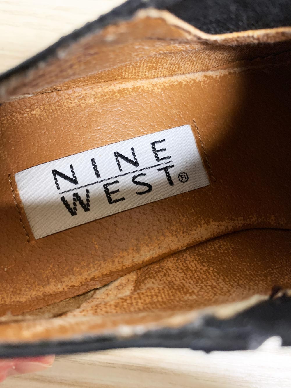 vintage nine west leather snake embossed western ankle booties