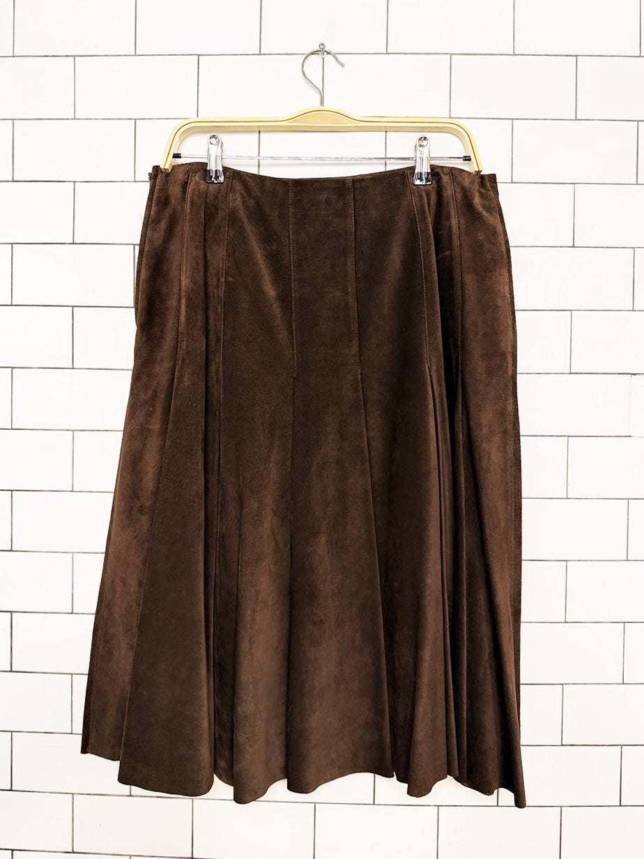 vintage 00s danier soft suede tulip hem knee-length skirt | lambskin leather