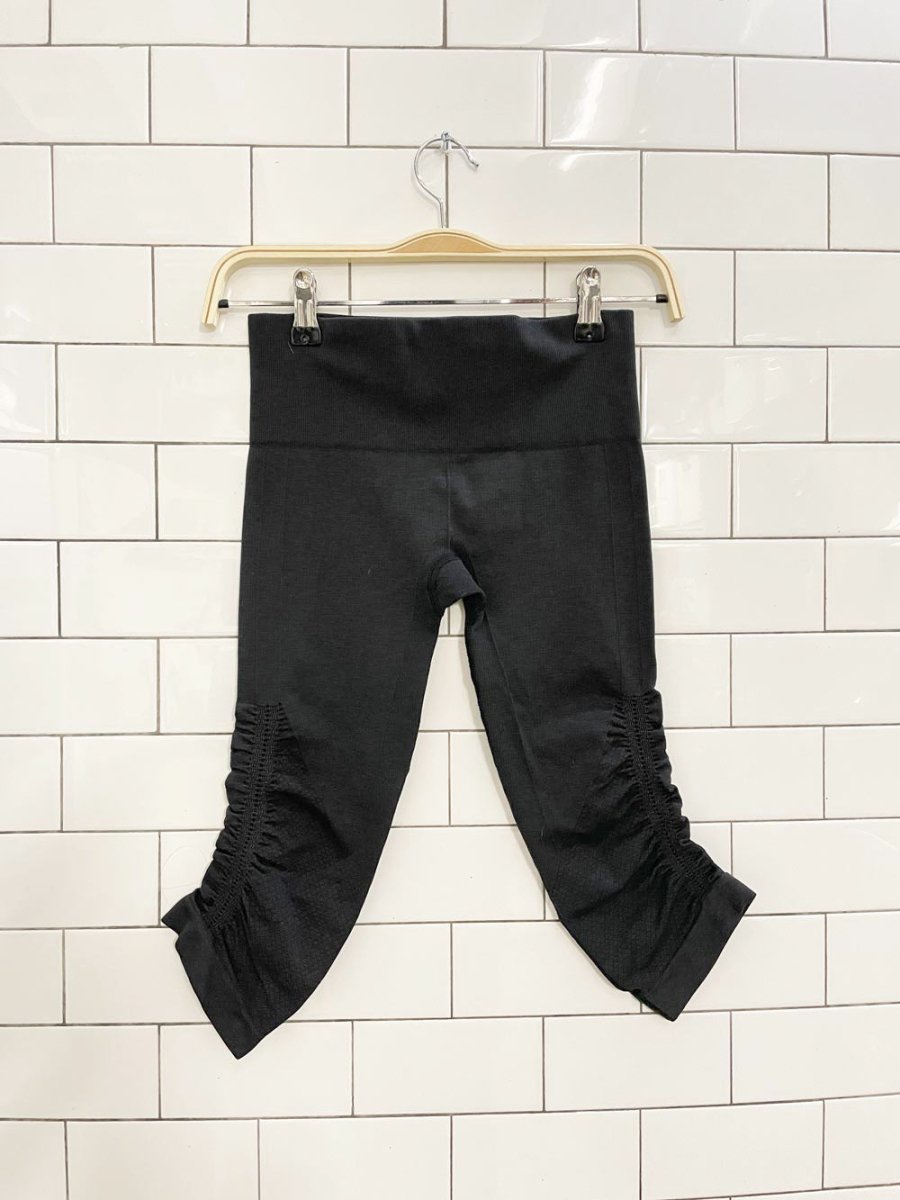 lululemon ebb to street crop leggings - good market thrift store