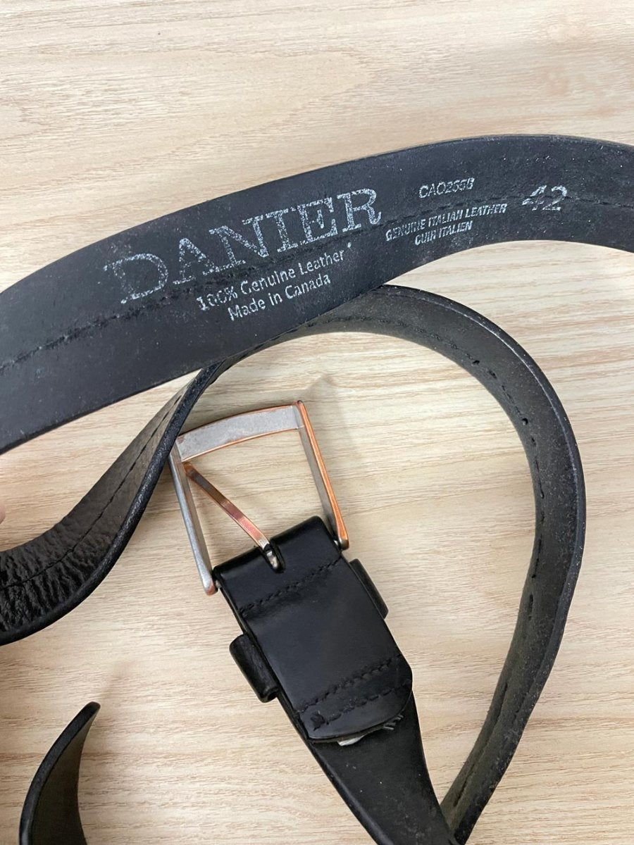 danier black leather belt - good market thrift store