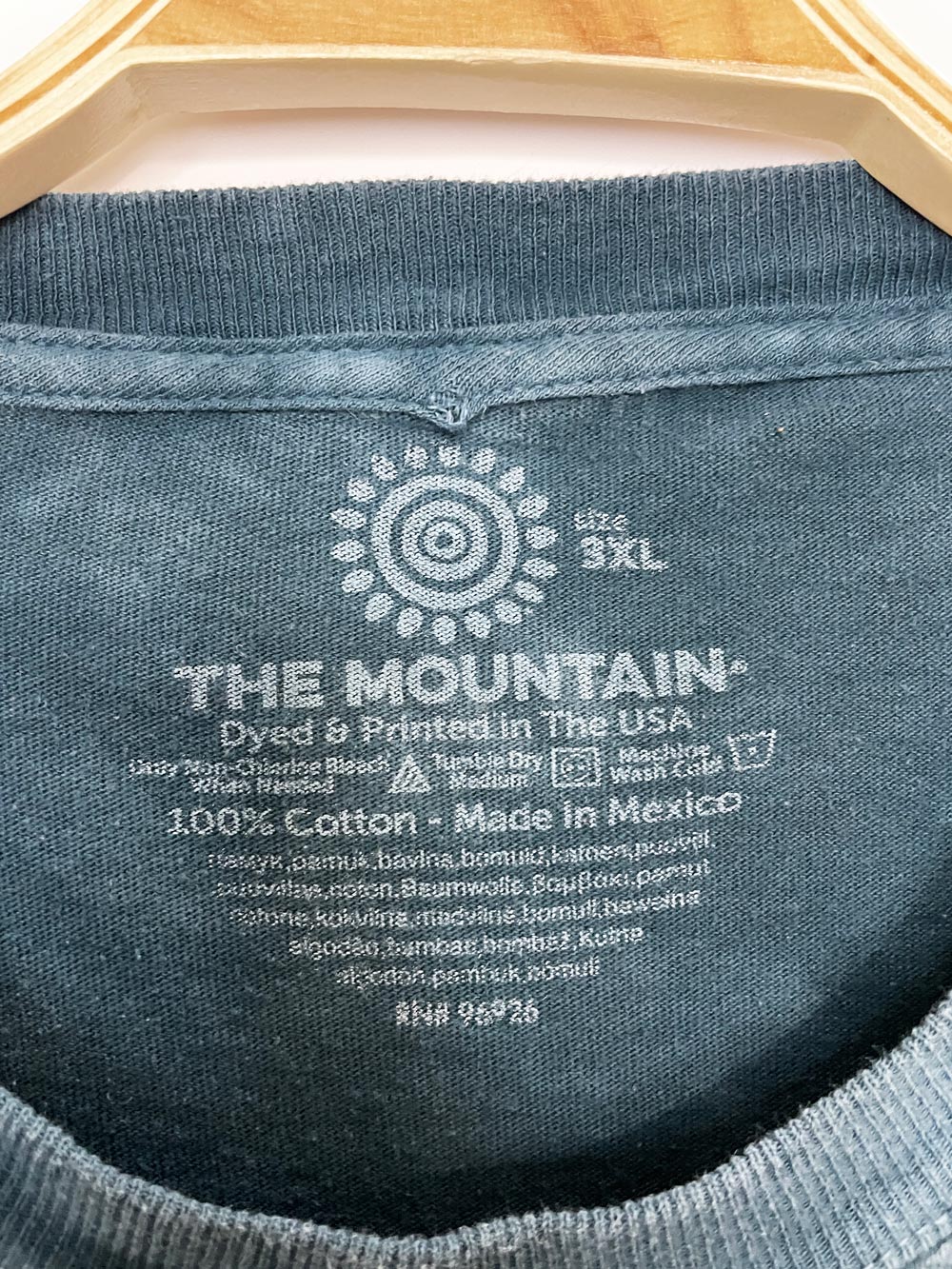 vintage 00s the mountains wolf moon print tie dye cropped tee