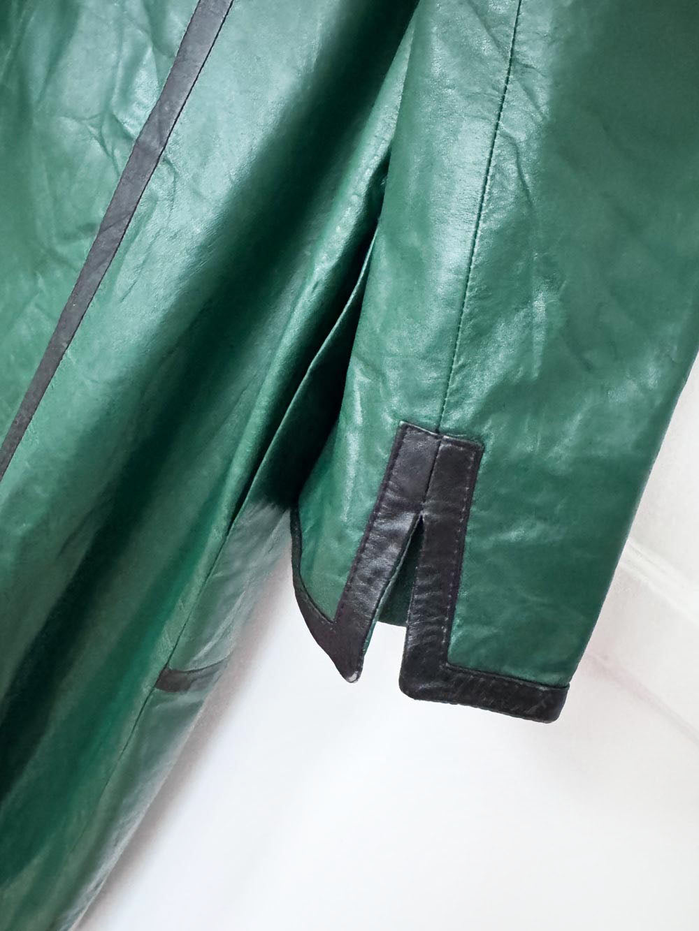 vintage 70s suburban heritage contrast trim bell sleeve long leather jacket