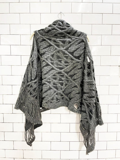 le streghe wool - blend art loose knit waterfall open vest - good market thrift store