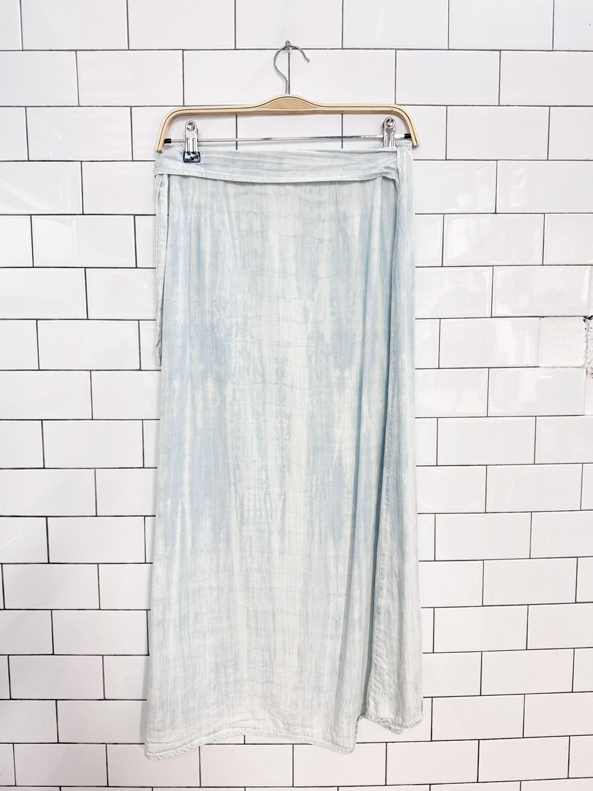 cloth & stone cali stripe wrap denim chambray midi skirt | anthropologie