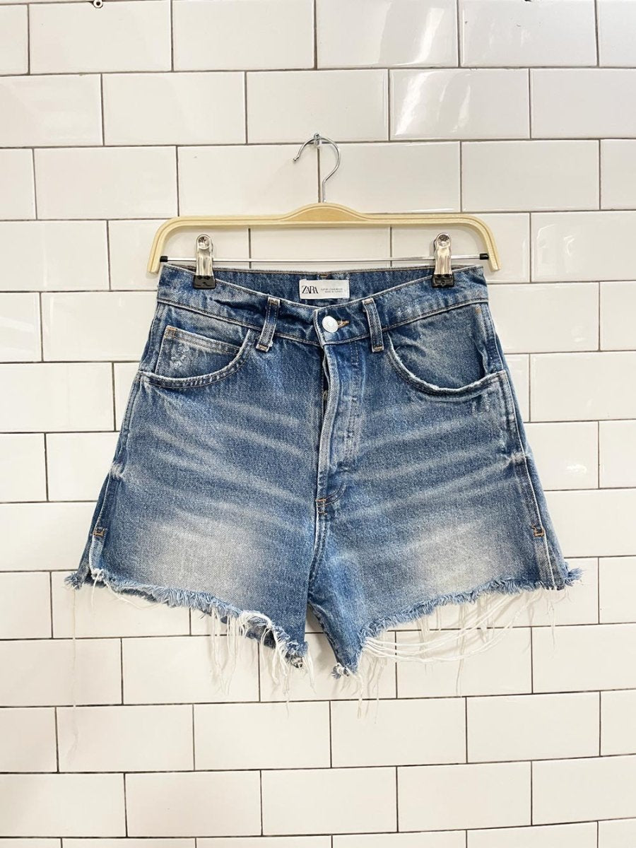 zara high rise cut off denim shorts - good market thrift store