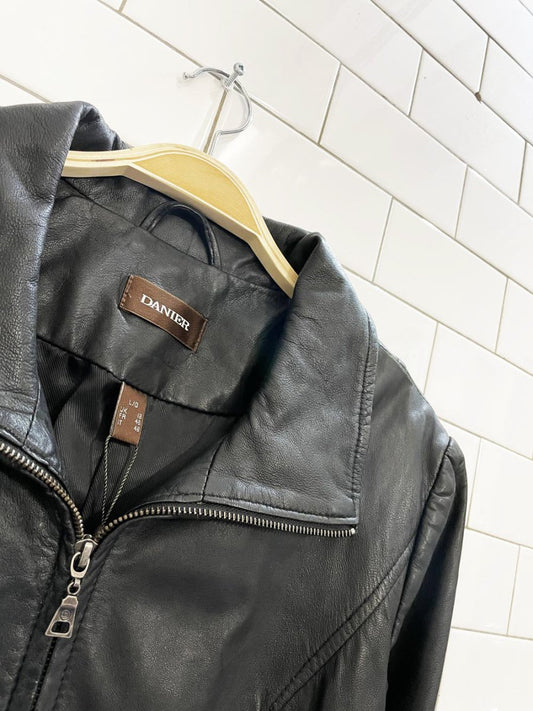 vintage 00s danier butter leather minimal zip jacket - good market thrift store