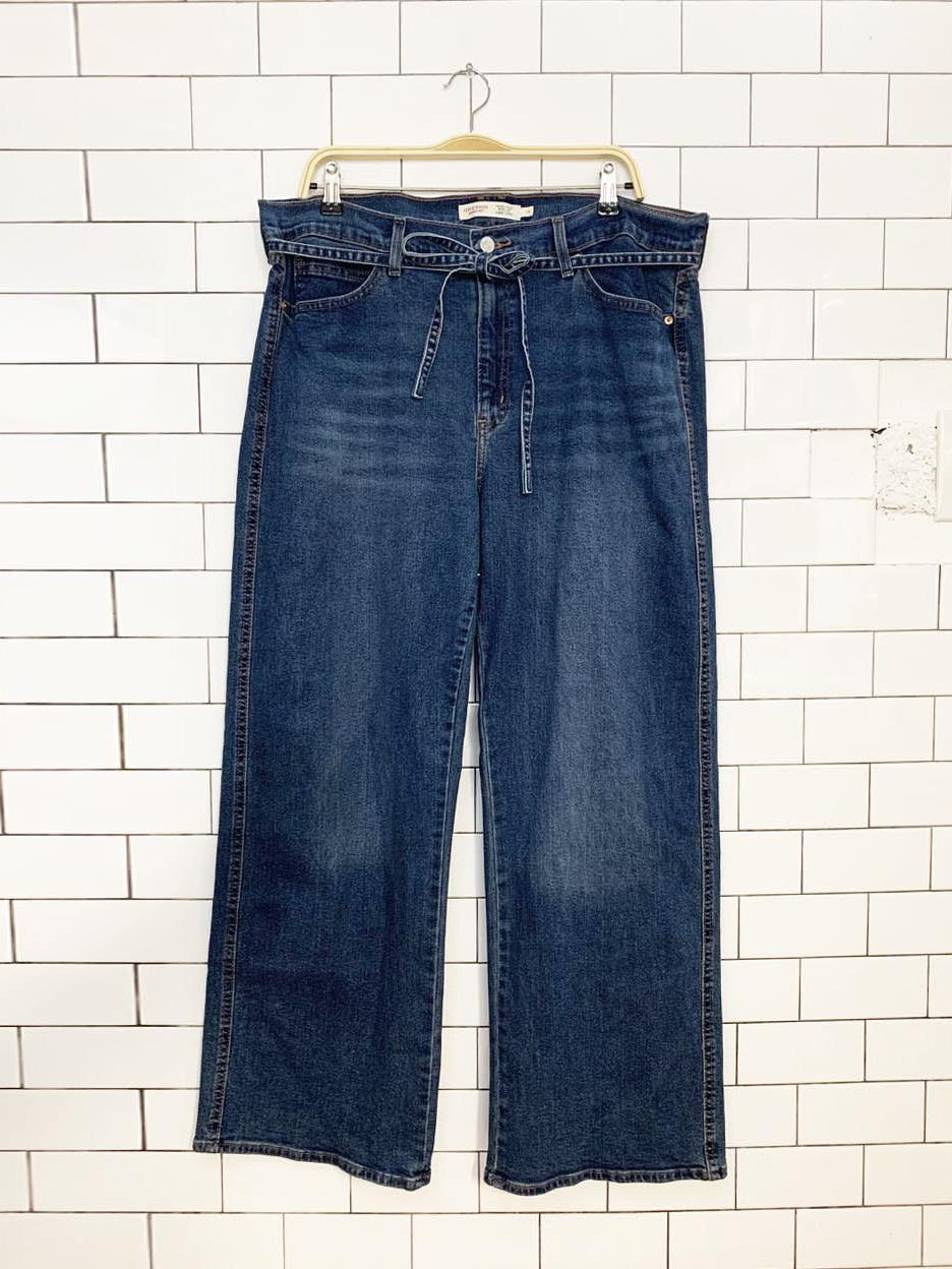 levi's wide leg belted jeans
