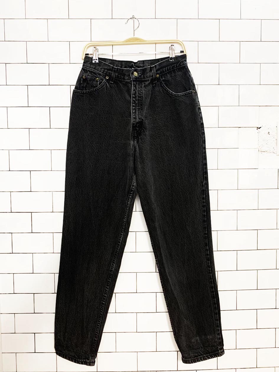 vintage 90s chic high rise mom jeans | made in USA