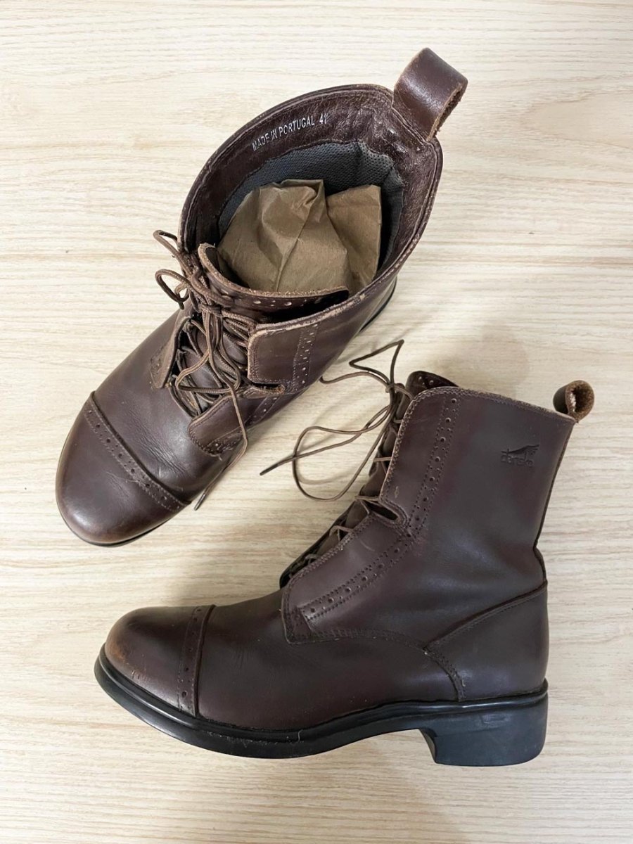 dankso equestrian lace up leather boot - good market thrift store