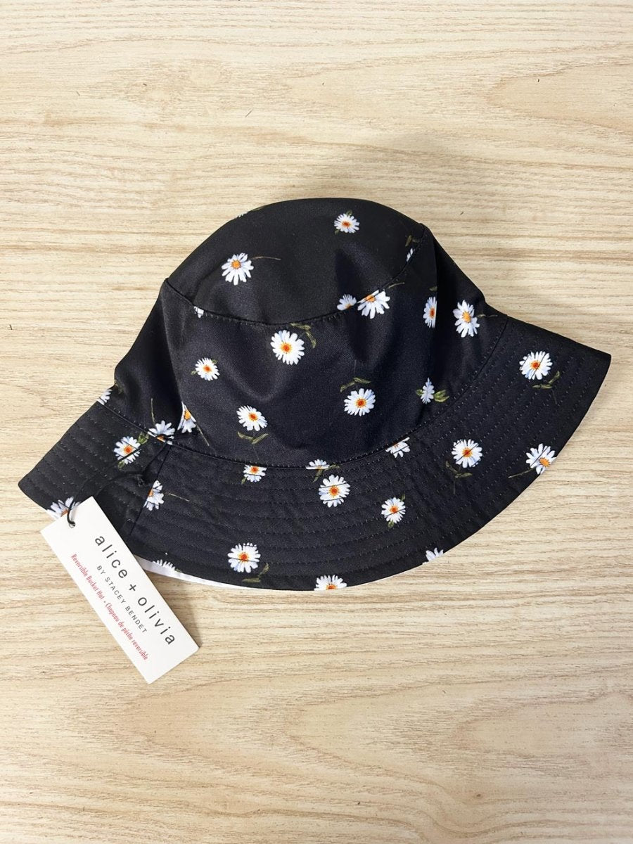 nwt alice + olivia reversible floral bucket hat - good market thrift store