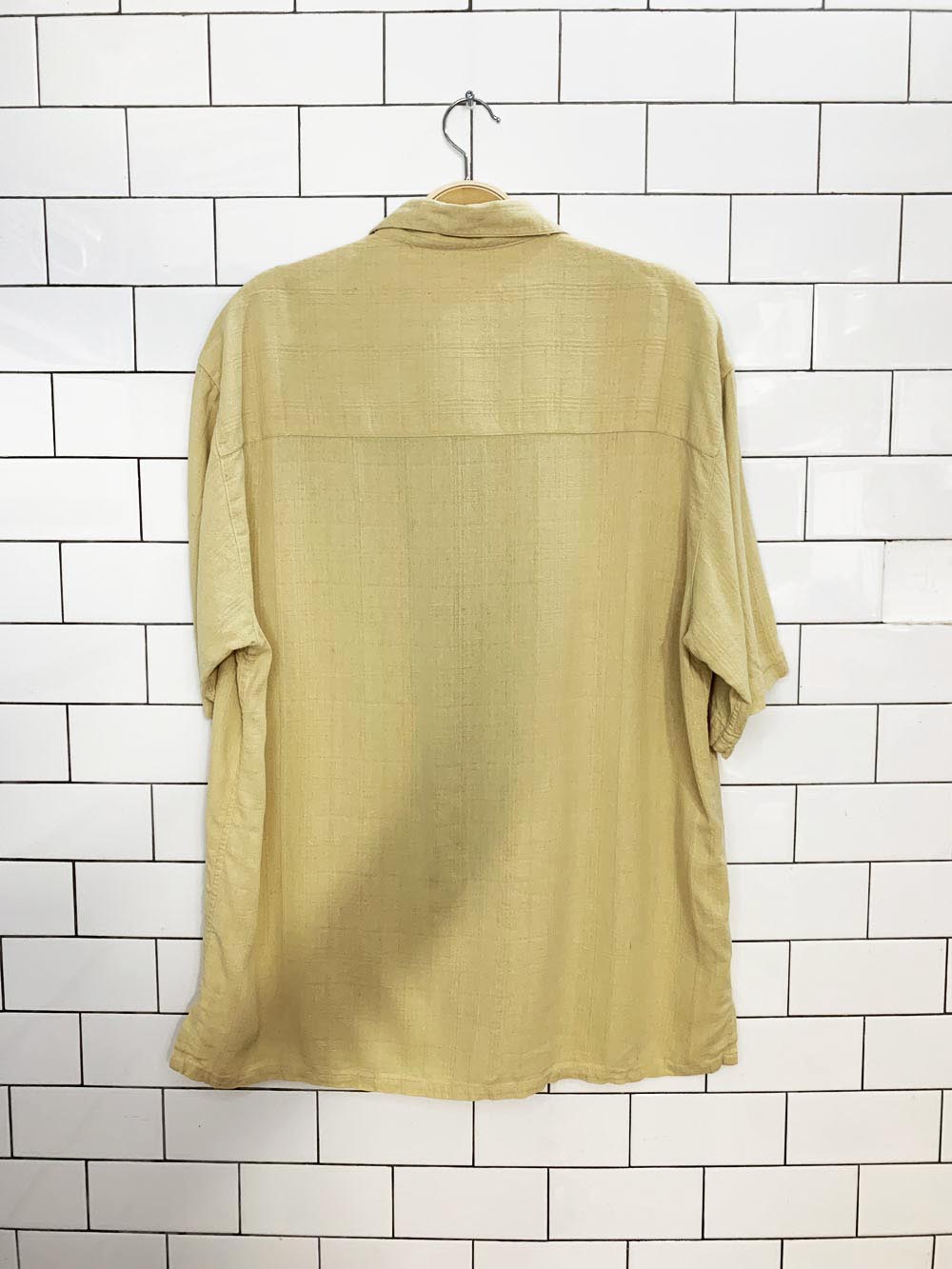 paradise coves 100% silk textured full button shirt