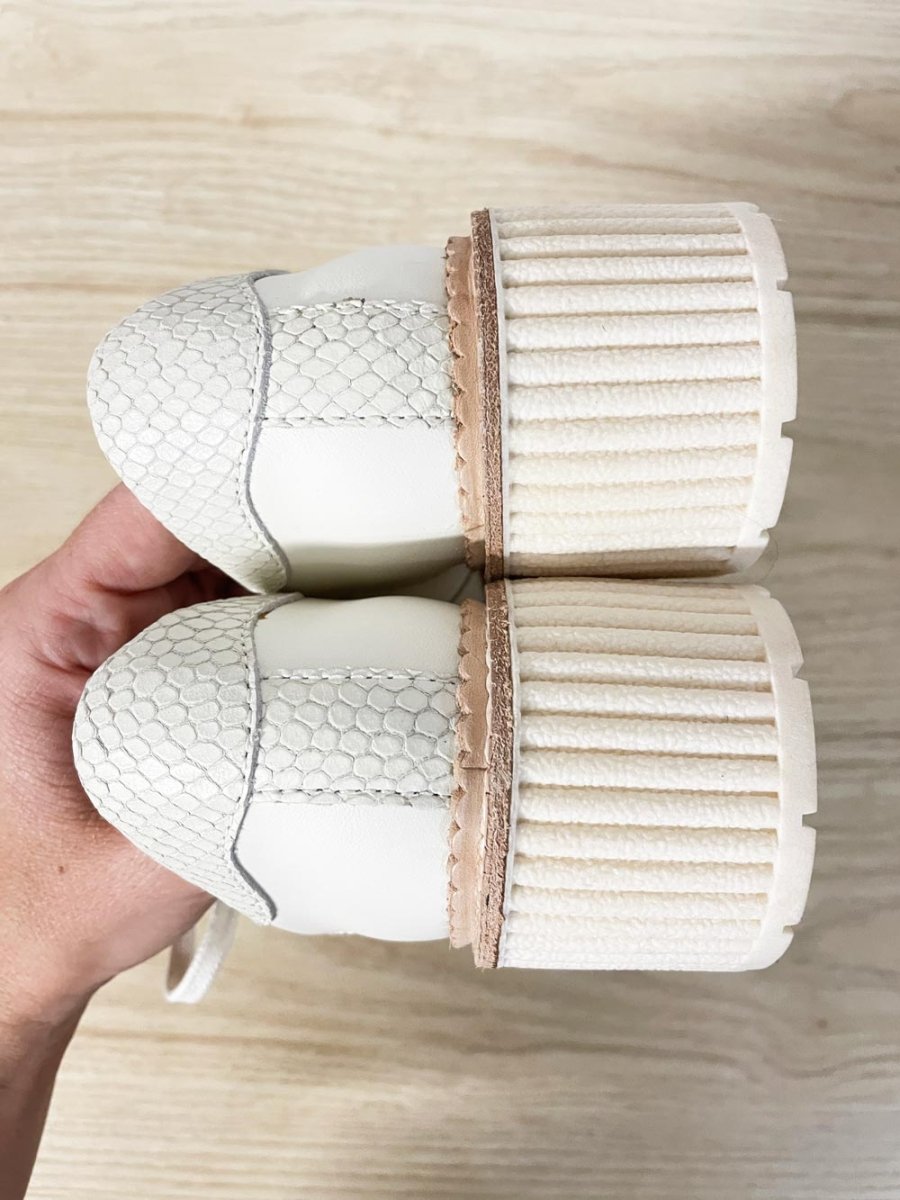 nwt dolce vita tiger fluted platform leather sneakers - good market thrift store