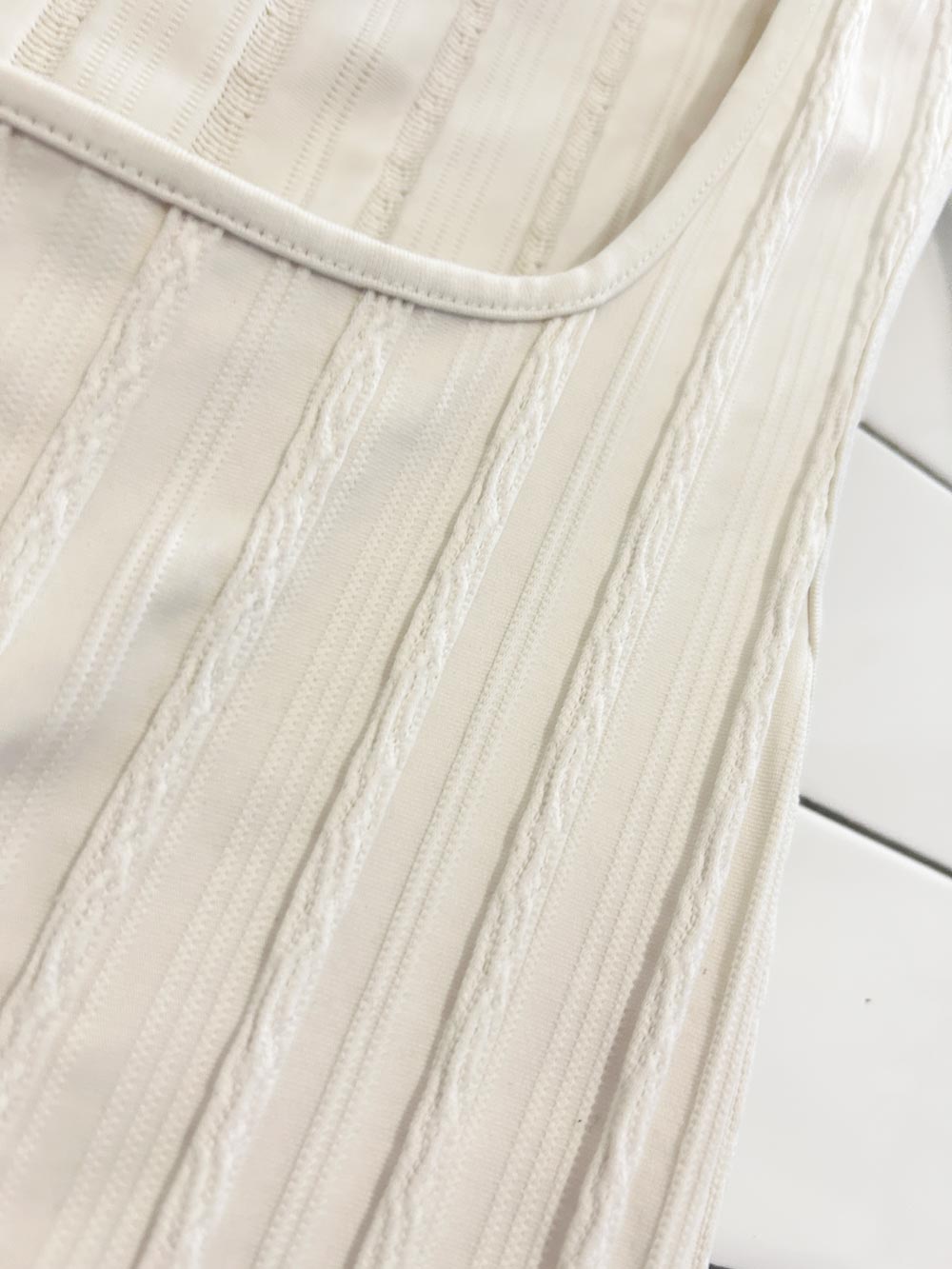 y2k anne fontaine square neck ribbed stretch tank - good market thrift store