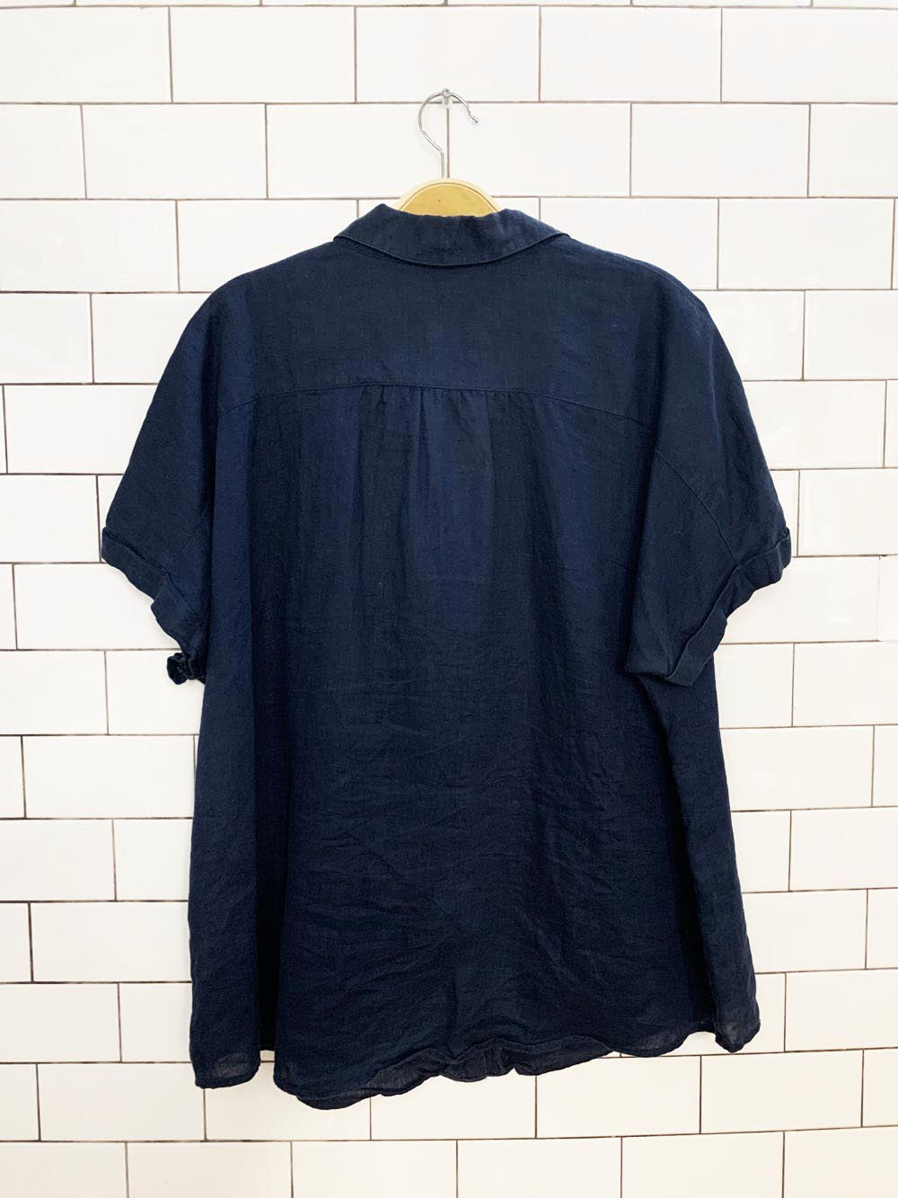 j jill 100% linen pleated shoulder full button shirt