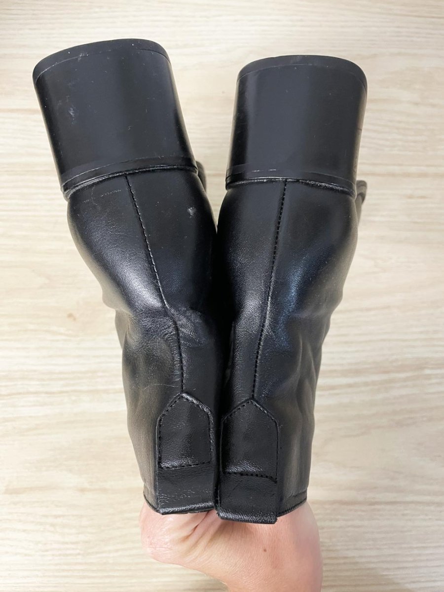 vintage 00s softmoc leather square toe heeled boots - good market thrift store