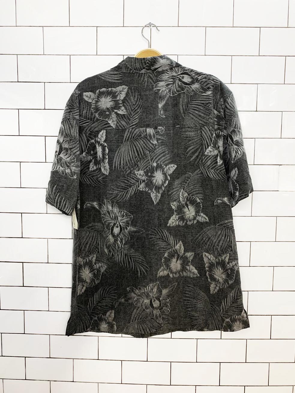 nwt vintage island shores 100% silk full button resort shirt