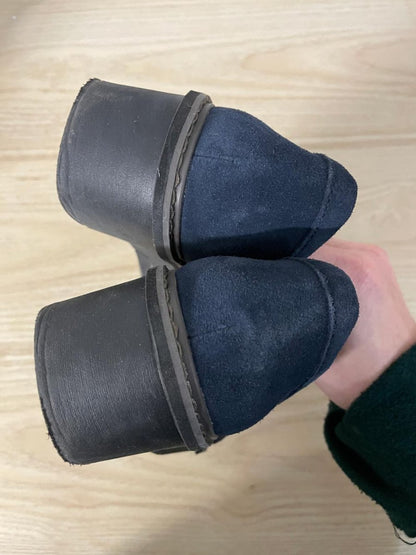 clarks ruffle suede platform loafer - good market thrift store