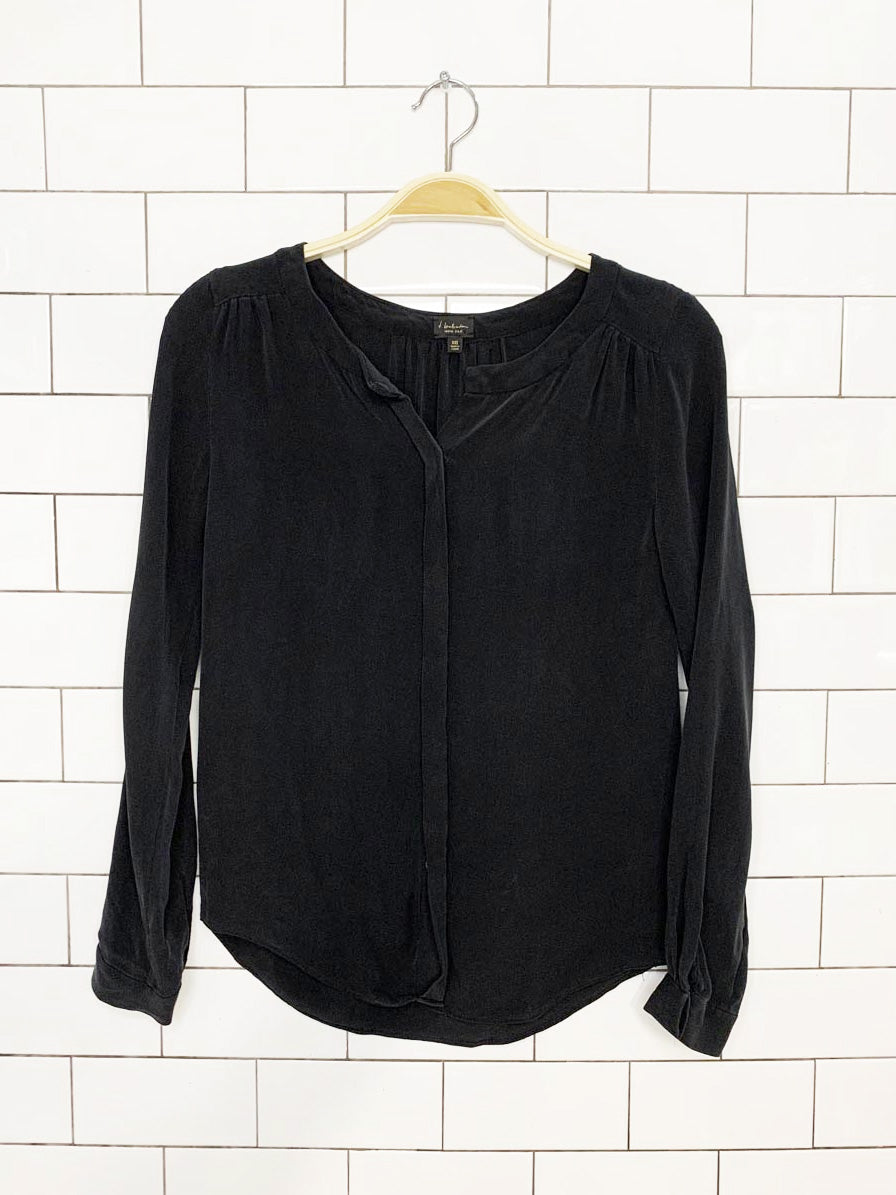 t babaton 100% silk full button shirt | aritzia