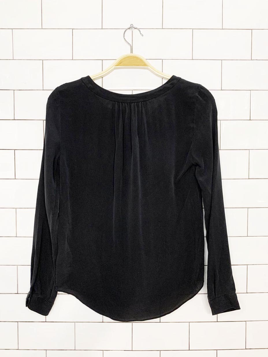 t babaton 100% silk full button shirt | aritzia