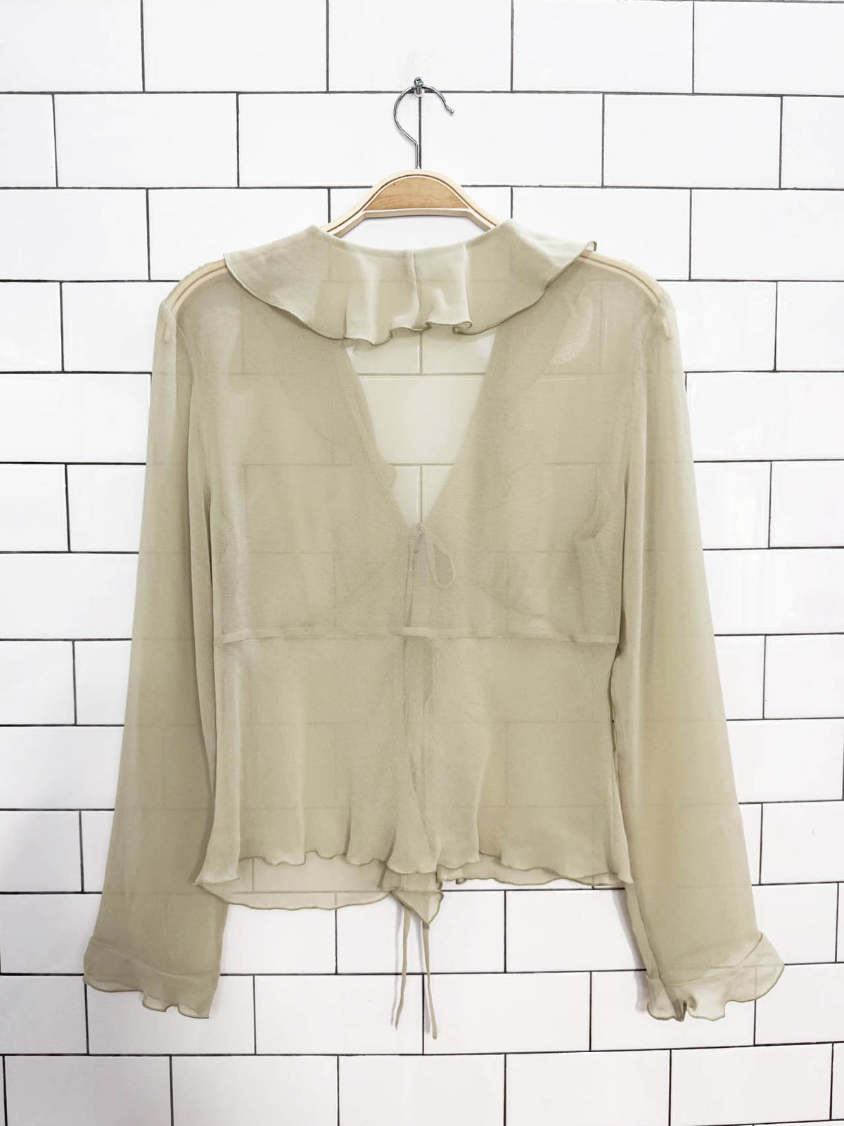 wilfred frenchy chiffon ruffle single tie blouse | aritzia