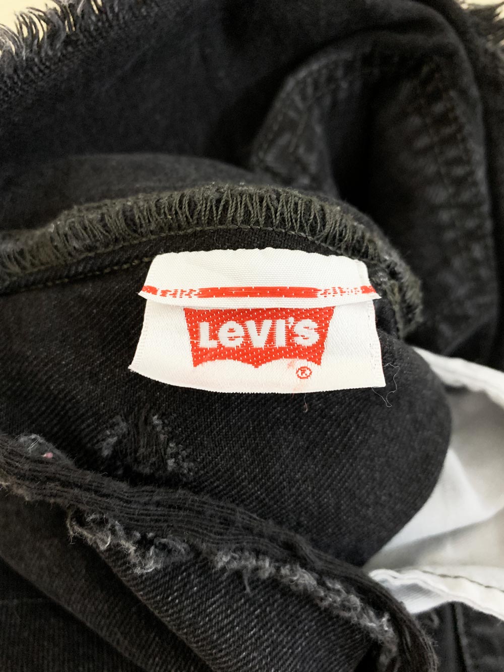 levi's 501 cut off distressed denim shorts