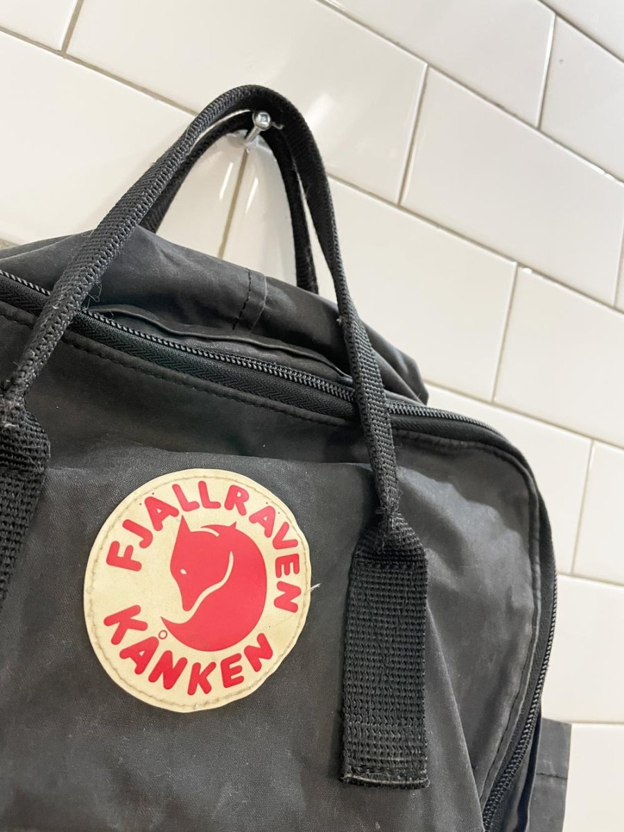 fjallraven black kanken backpack - good market thrift store