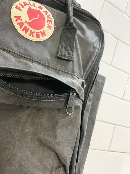 fjallraven black kanken backpack - good market thrift store